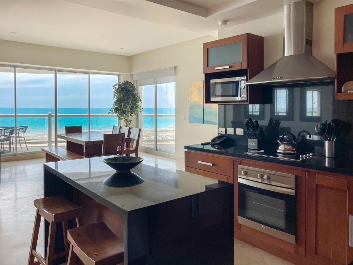 Quiet Beachfront Condo With Pools & Private Beach Puerto Peñasco Kültér fotó